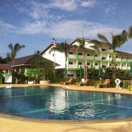 Had Lamae Resort Ban Pak Nam Lamae Exterior photo