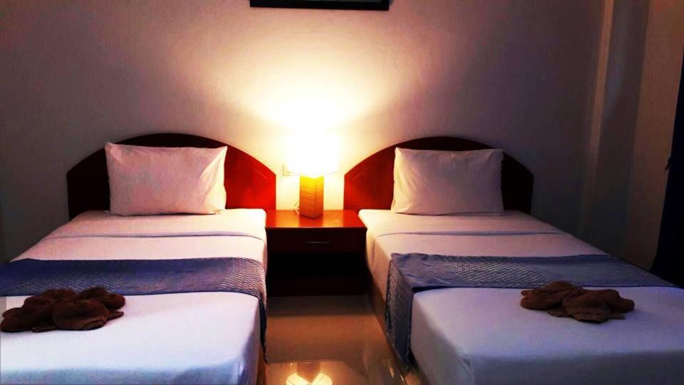 Had Lamae Resort Ban Pak Nam Lamae Exterior photo