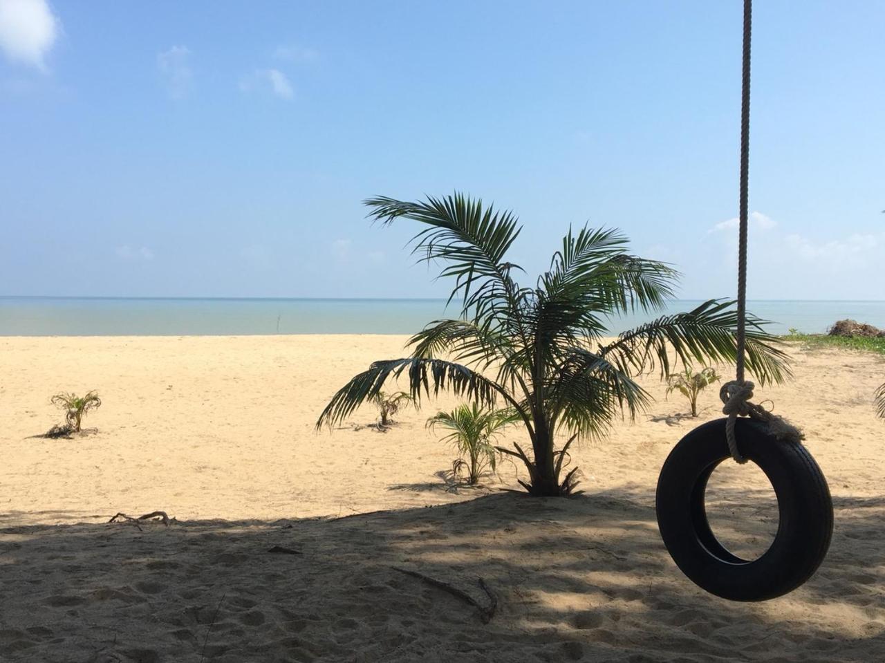 Had Lamae Resort Ban Pak Nam Lamae Exterior photo